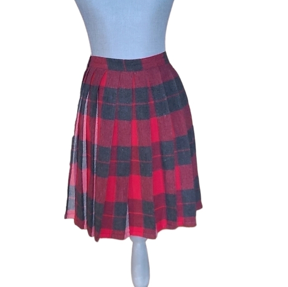 Vintage Pleated Academia Reversible Wool Skirt - Picture 4 of 11